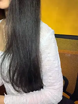 Nhinhi18 online show from 4, 3, 2026