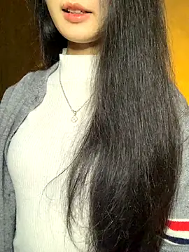 Nhinhi18 online show from 15, 12, 2025