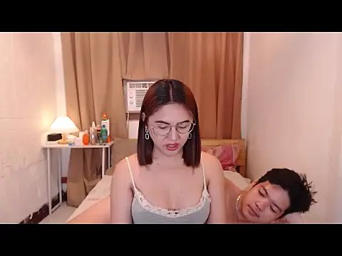 HornyCoupleCum online show from 11, 6, 2026