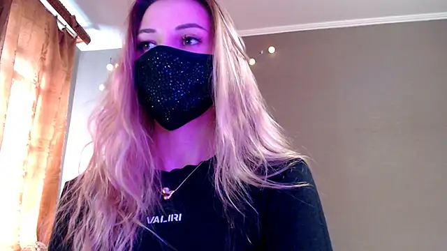 Iris lave online show from 21, 4, 2026