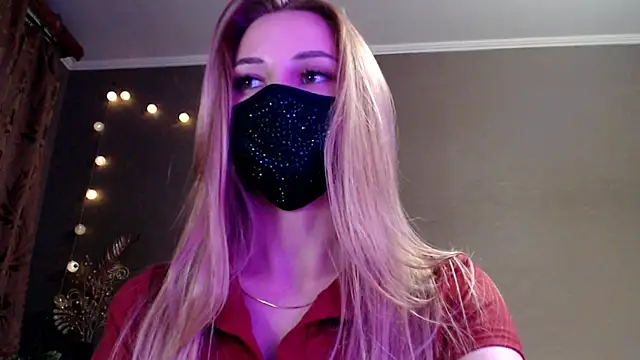 Snapshot of Iris_lave chatting on 29, 4, 2026 Iris lave online show from 29, 4, 2026