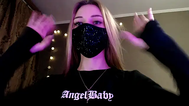 Iris lave online show from 5, 2, 2026