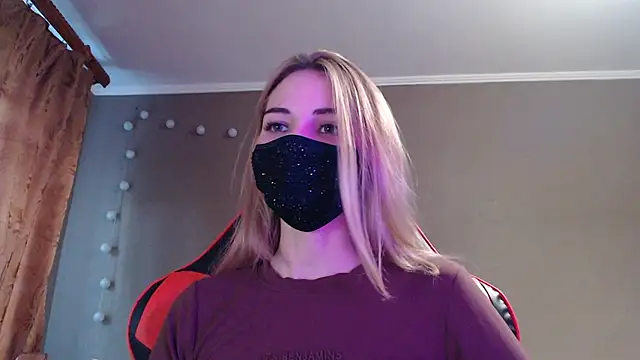 Snapshot of Iris_lave chatting on 22, 10, 2025 Iris lave online show from 22, 10, 2025