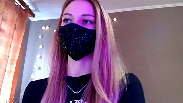 Iris lave online show from 25, 2, 2026