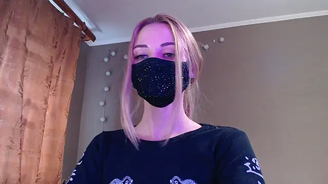 Snapshot of Iris_lave chatting on 1, 10, 2025 Iris lave online show from 1, 10, 2025