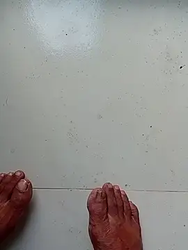 hackyourpussyxh online show from 28, 10, 2025