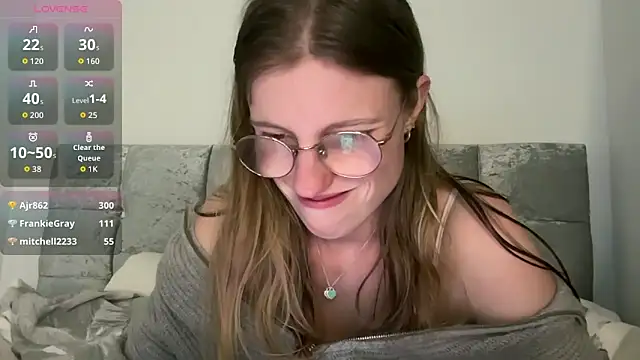 BustyKellyXXX online show from 26, 3, 2026