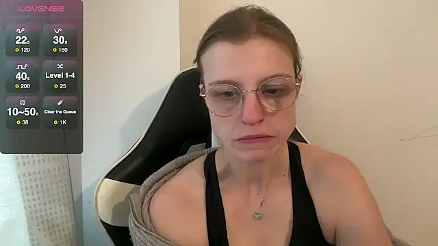 BustyKellyXXX online show from 10, 11, 2025