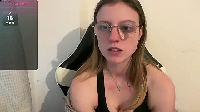 BustyKellyXXX online show from 14, 1, 2026