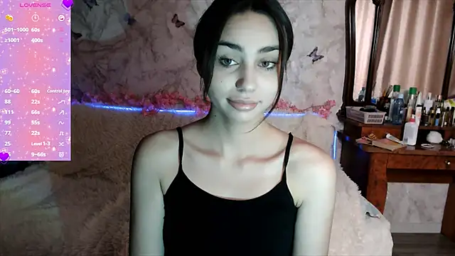 Snapshot of ChocolateKity chatting on 12, 9, 2025 ChocolateKity online show from 12, 9, 2025