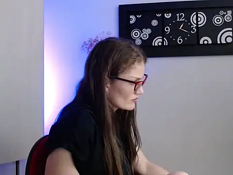 Camila-ventura online show from 9, 10, 2025