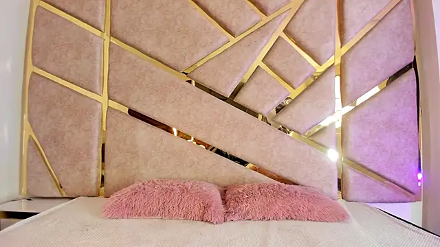 Zafiro claire online show from 31, 10, 2025