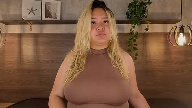 Zafiro claire online show from 11, 7, 2026