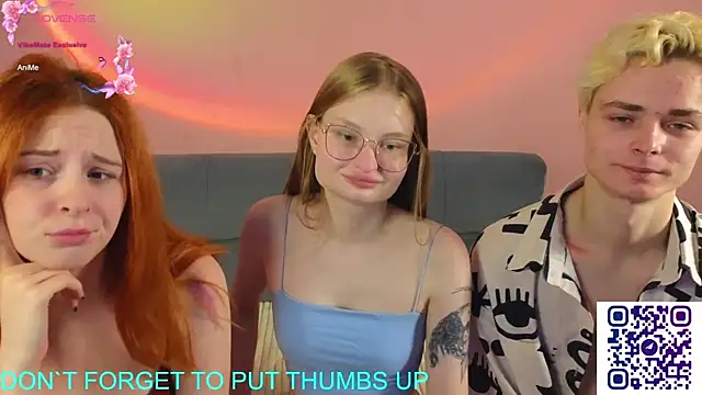 Snapshot of Tea_white chatting on 1, 12, 2025 Tea white online show from 1, 12, 2025