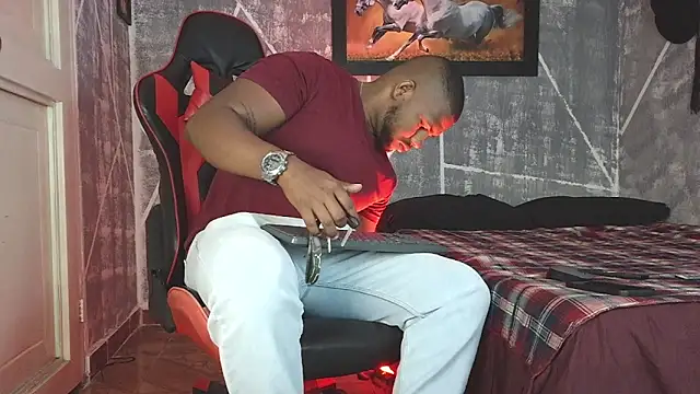 Snapshot of big_blackmen19 chatting on 14, 10, 2025 big blackmen19 online show from 14, 10, 2025