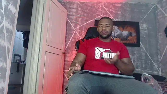 Snapshot of big_blackmen19 chatting on 21, 10, 2025 big blackmen19 online show from 21, 10, 2025