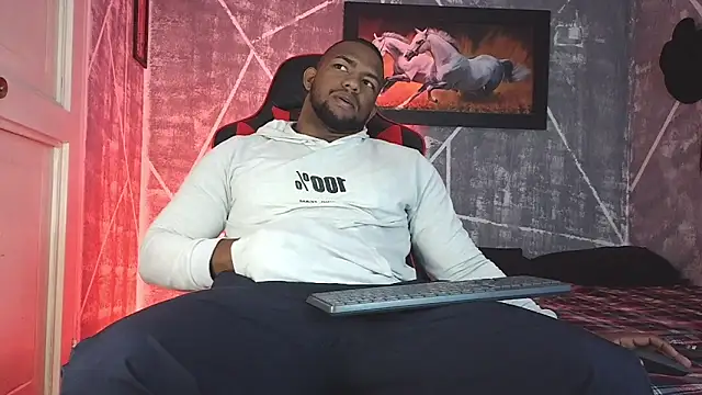 Snapshot of big_blackmen19 chatting on 11, 10, 2025 big blackmen19 online show from 11, 10, 2025