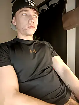 Snapshot of Logan_sixxer chatting on 21, 9, 2025 Logan sixxer online show from 21, 9, 2025