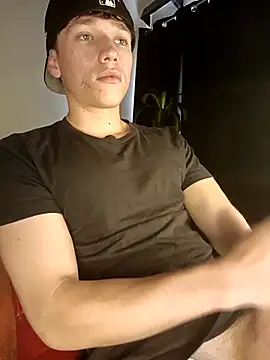 Snapshot of Logan_sixxer chatting on 25, 9, 2025 Logan sixxer online show from 25, 9, 2025
