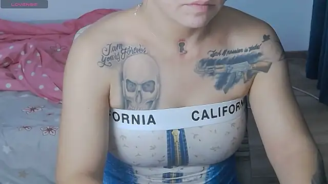 KatyNolann online show from 7, 10, 2025