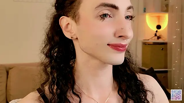 Queen of tease online show from 19, 2, 2026