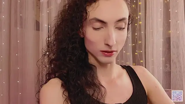 Queen of tease online show from 6, 11, 2025