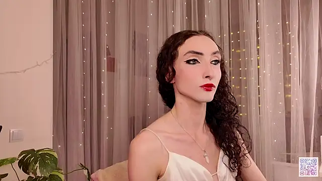 Queen of tease online show from 10, 10, 2025