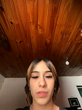 Babylovetiernax online show from 17, 11, 2025