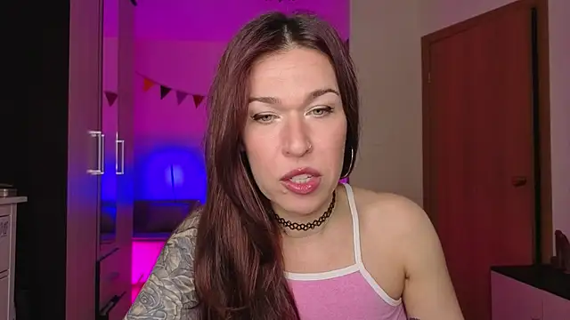 Snapshot of ReginaFoXXXy chatting on 15, 5, 2026 ReginaFoXXXy online show from 15, 5, 2026