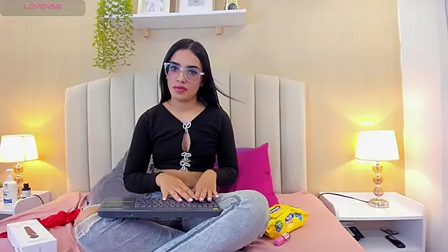 Rachel Donnelly online show from 26, 3, 2026