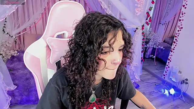 bunny curly online show from 14, 9, 2025