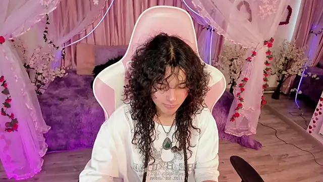 bunny curly online show from 20, 9, 2025