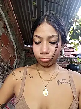 Snapshot of Rous-squir chatting on 27, 11, 2025 Rous-squir online show from 27, 11, 2025