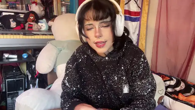 PixelKitty  online show from 25, 7, 2026