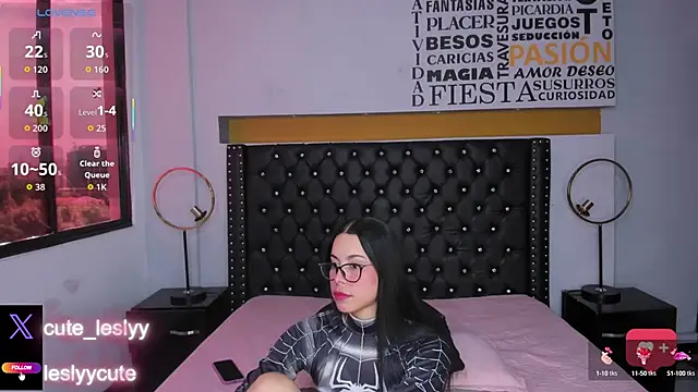 Snapshot of lesly_cutee chatting on 9, 9, 2025 lesly cutee online show from 9, 9, 2025