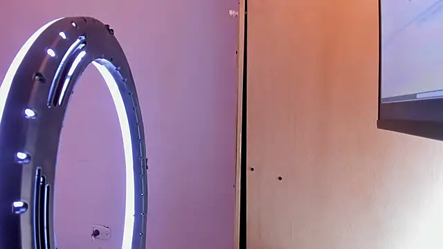 Hanzking01 online show from 8, 11, 2025