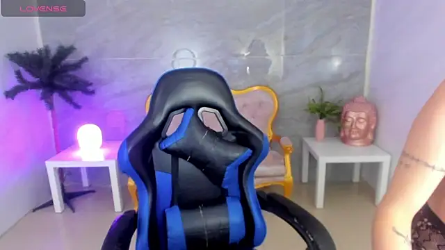 venuss09 s online show from 28, 10, 2025