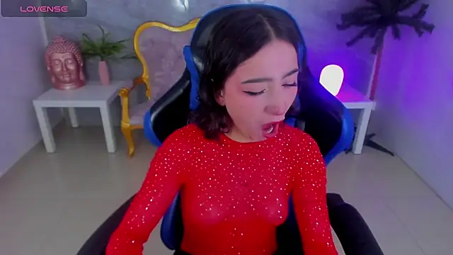 venuss09 s online show from 12, 11, 2025