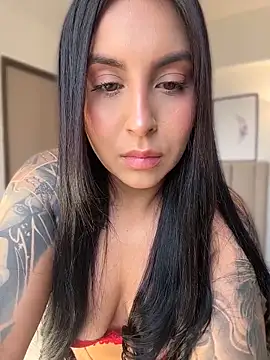 Lia Salens online show from 27, 4, 2026
