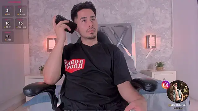loghan fox online show from 9, 9, 2025