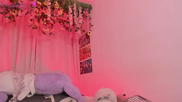 FluffyMelons online show from 30, 6, 2026