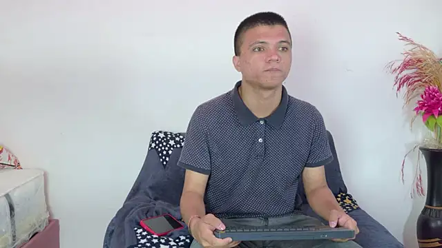 aly n sebas online show from 19, 4, 2026