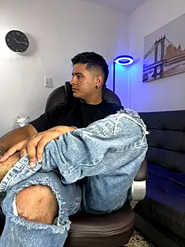  Juanes online show from 21, 11, 2025