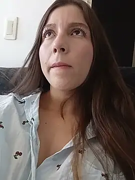 Arianna Moss online show from 7, 7, 2026