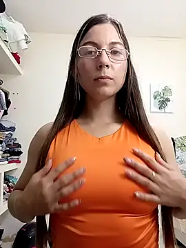 Arianna Moss online show from 13, 2, 2026