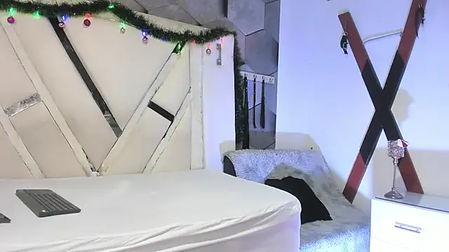 Snapshot of PeterBowel chatting on 29, 11, 2025 PeterBowel online show from 29, 11, 2025