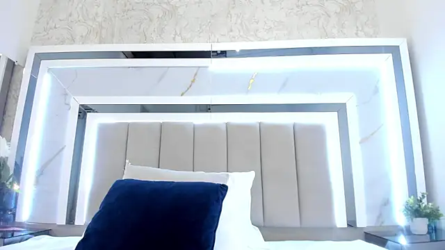 Snapshot of melodycharlotte chatting on 10, 10, 2025 melodycharlotte online show from 10, 10, 2025