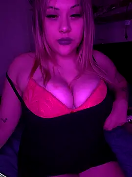 Dulceluz 420 online show from 8, 10, 2025