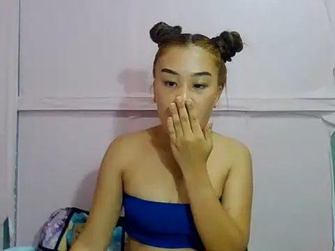 Snapshot of YourWildestDoll chatting on 23, 5, 2026 YourWildestDoll online show from 23, 5, 2026