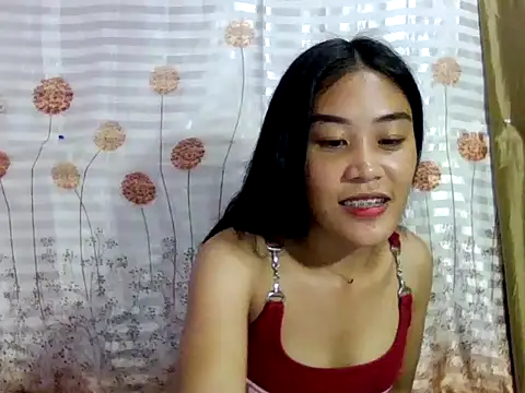 YourWildestDoll online show from 22, 10, 2025